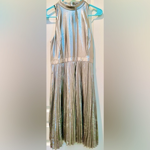 NWT Ann Taylor Metallic Lame’ Pleated Gold Shimmer Party Dress - Picture 2 of 10